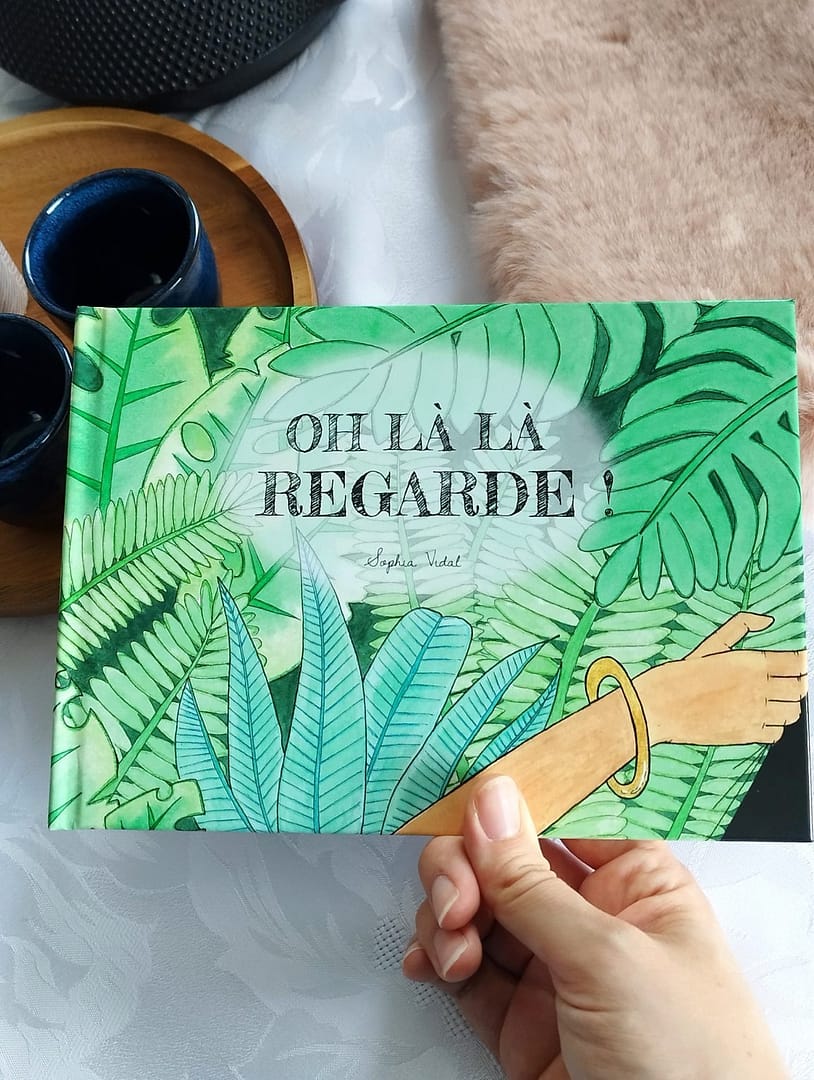 présentation couverture du livre Oh là là regarde illustré par Aline Richard